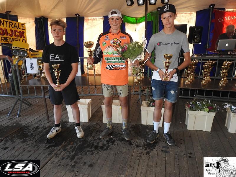 podium (32)-houtvenne